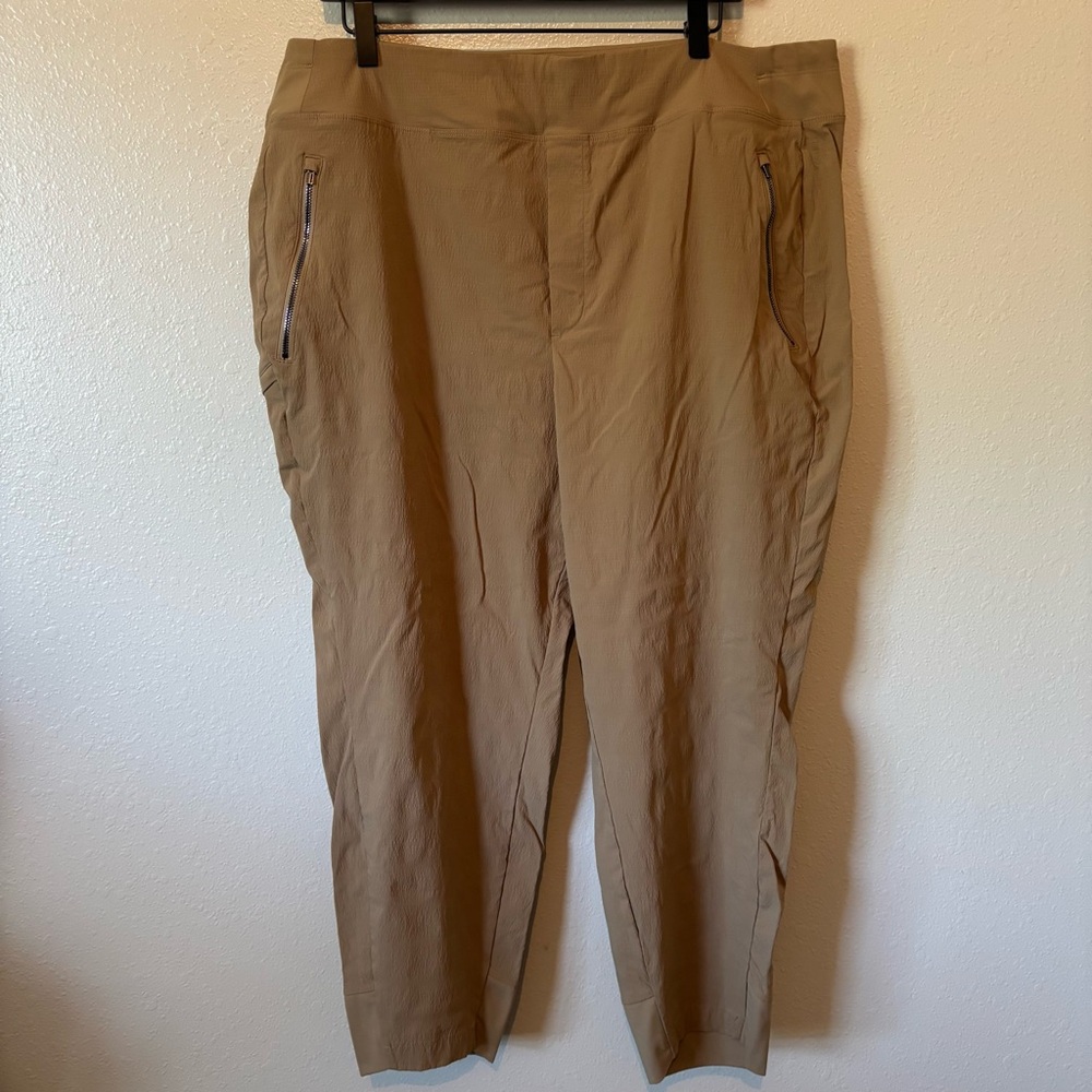 Athleta Trekkie North Joggers